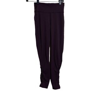 Lululemon tied to it 7/8 tight 25’ black cherry Women's Purple Leggings size 4